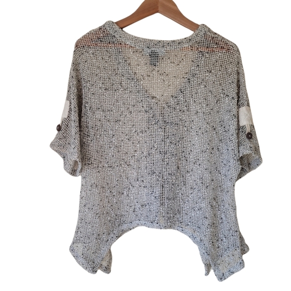 Kak Tus open‎ weave mesh shark-bite hem Boho top - Picture 7 of 7